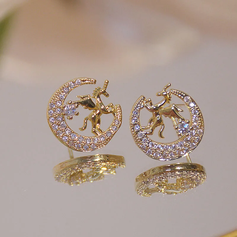 Trendy Cute Crystal Stud Earrings