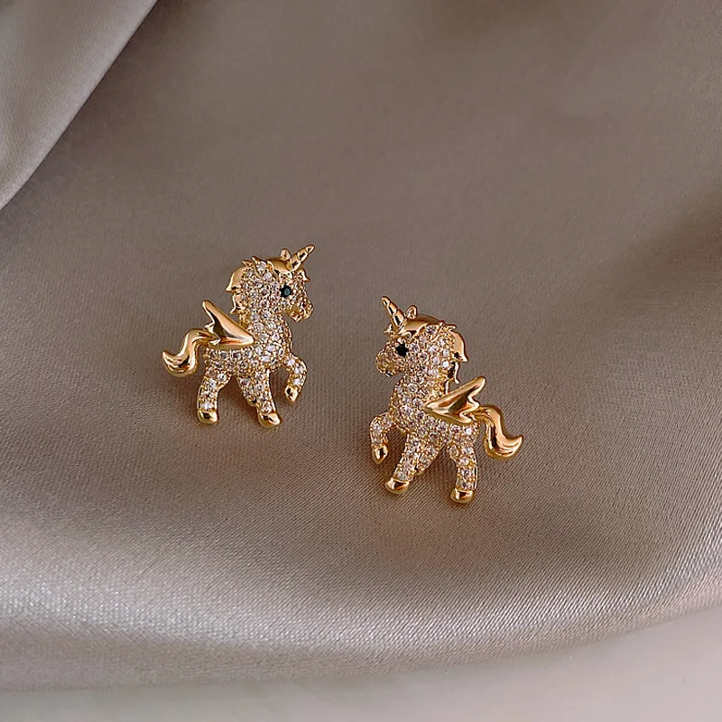 Trendy Cute Crystal Stud Earrings