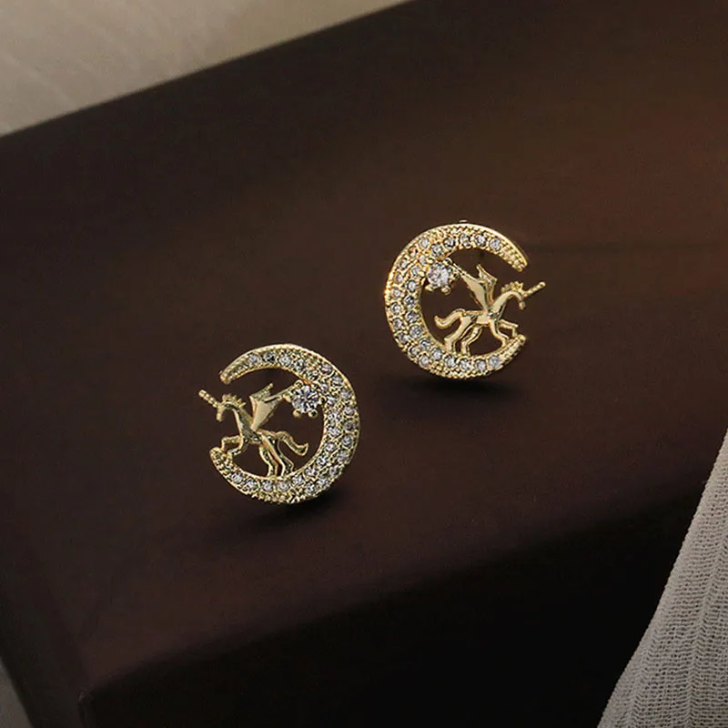 Trendy Cute Crystal Stud Earrings